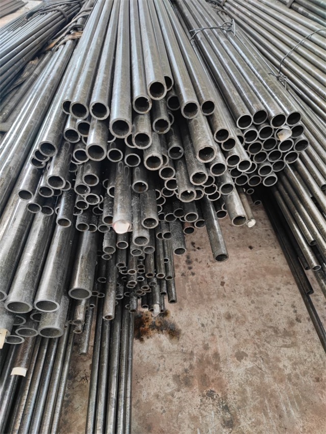 晋中精密光亮无缝钢管厂